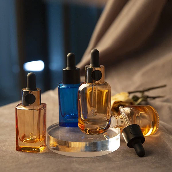 Empty Glass Aromatherapy Bottle Square Amber Essential Oil Bottle with Eye Dropper Gold Cap